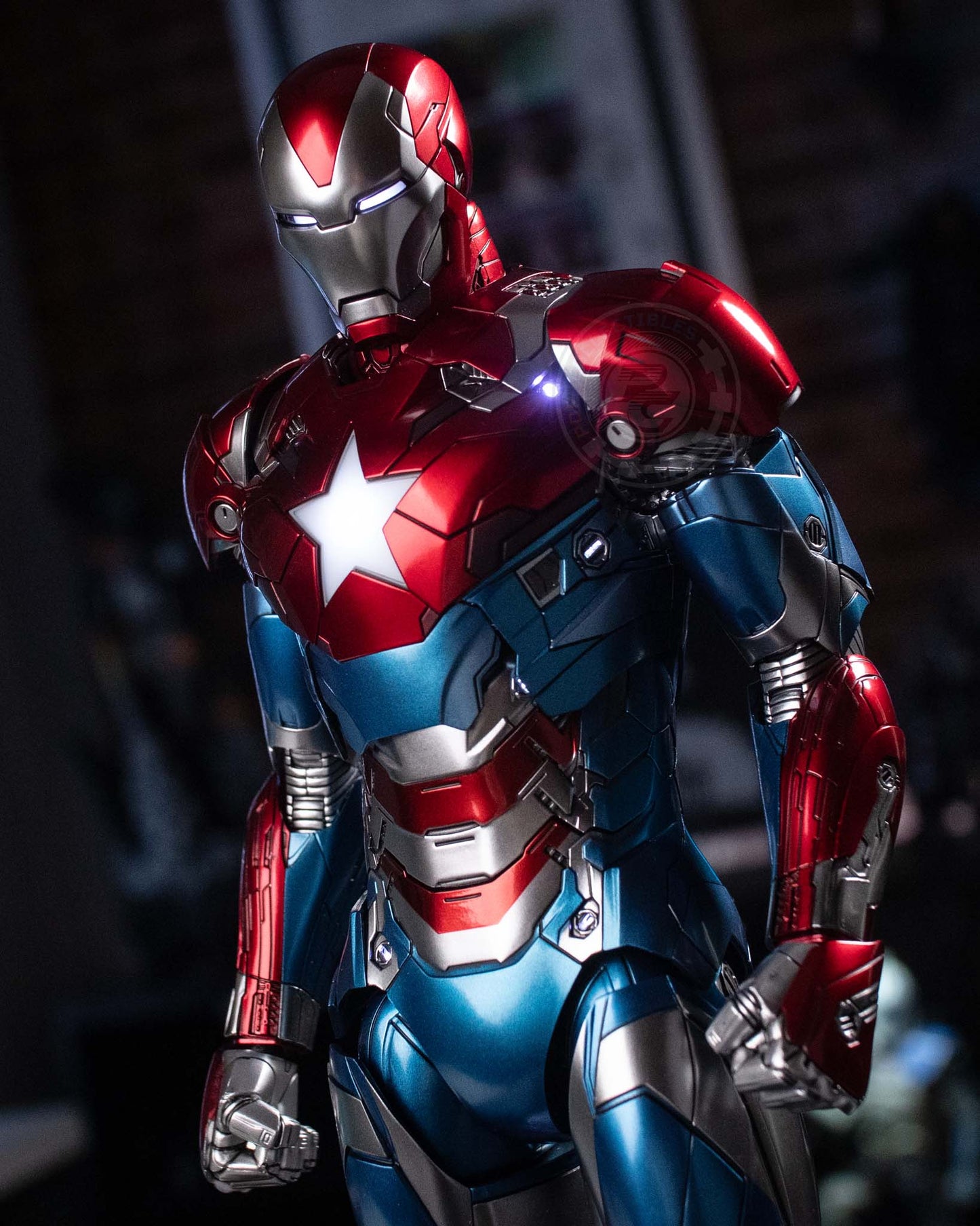 Hot Toys CMS021D68 Marvel Comics [Iron Patriot] (Hot Toys Exclusive) 1/6th scale Collectible Figure