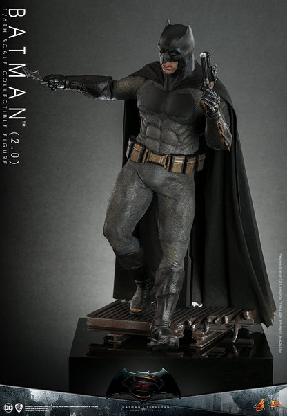 Hot Toys MMS731 Batman v Superman: Dawn of Justice [Batman (2.0)] (Regular Version) 1/6th Scale Collectible Figure