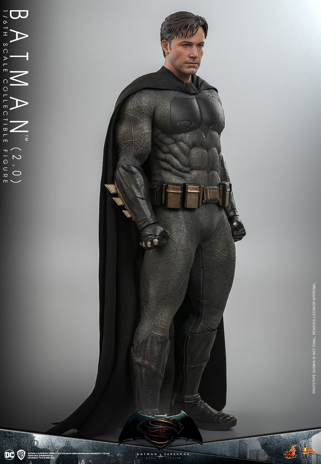 Hot Toys MMS731 Batman v Superman: Dawn of Justice [Batman (2.0)] (Regular Version) 1/6th Scale Collectible Figure