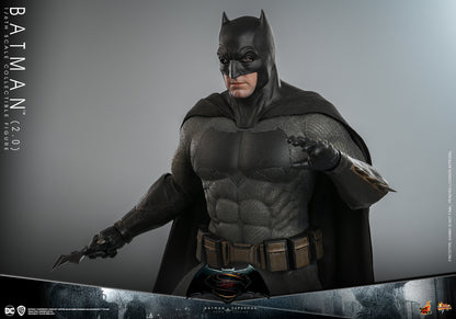 Hot Toys MMS731 Batman v Superman: Dawn of Justice [Batman (2.0)] (Regular Version) 1/6th Scale Collectible Figure