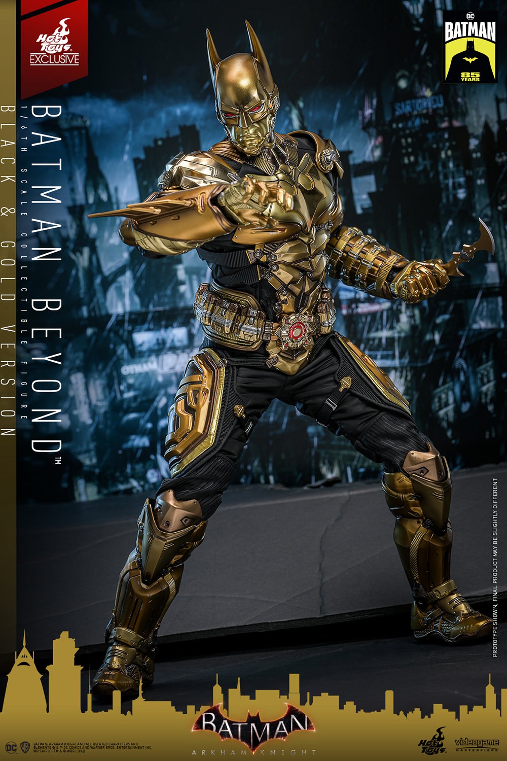 Hot Toys VGM64 Batman Arkham Knight [Batman Beyond] (Black & Gold Version) 1/6th scale Collectible Figure (Exclusive Limited Edition)