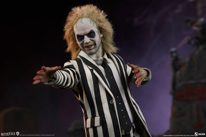 (Preorder) Hot Toys MMS767 Beetlejuice [Beetlejuice] 1/6 Scale Collectible Figure