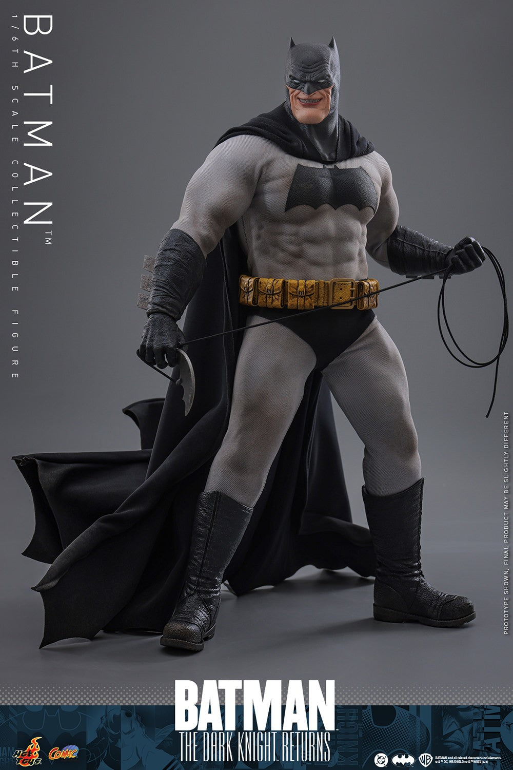 (Preorder) Hot Toys CMS024 DC Comic Batman The Dark Knight Returns [Batman] 1/6 Scale Collectible Figure
