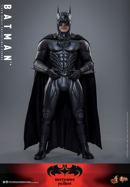 (Preorder) Hot Toys MMS786 Batman & Robin [Batman] 1/6 Scale Collectible Figure