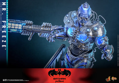 (Preorder) Hot Toys MMS800DX Batman & Robin [Mr. Freeze] (Deluxe Version) 1/6 Scale Collectible Figure