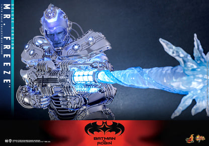 (Preorder) Hot Toys MMS800DX Batman & Robin [Mr. Freeze] (Deluxe Version) 1/6 Scale Collectible Figure