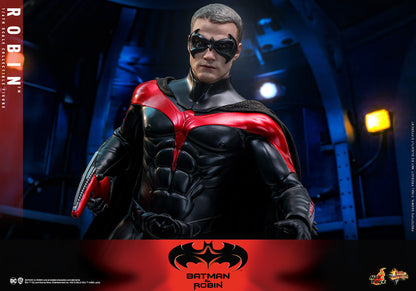 Preoder Hot Toys - MMS787 - Batman & Robin - Robin - 1/6 Scale Collectible Figure