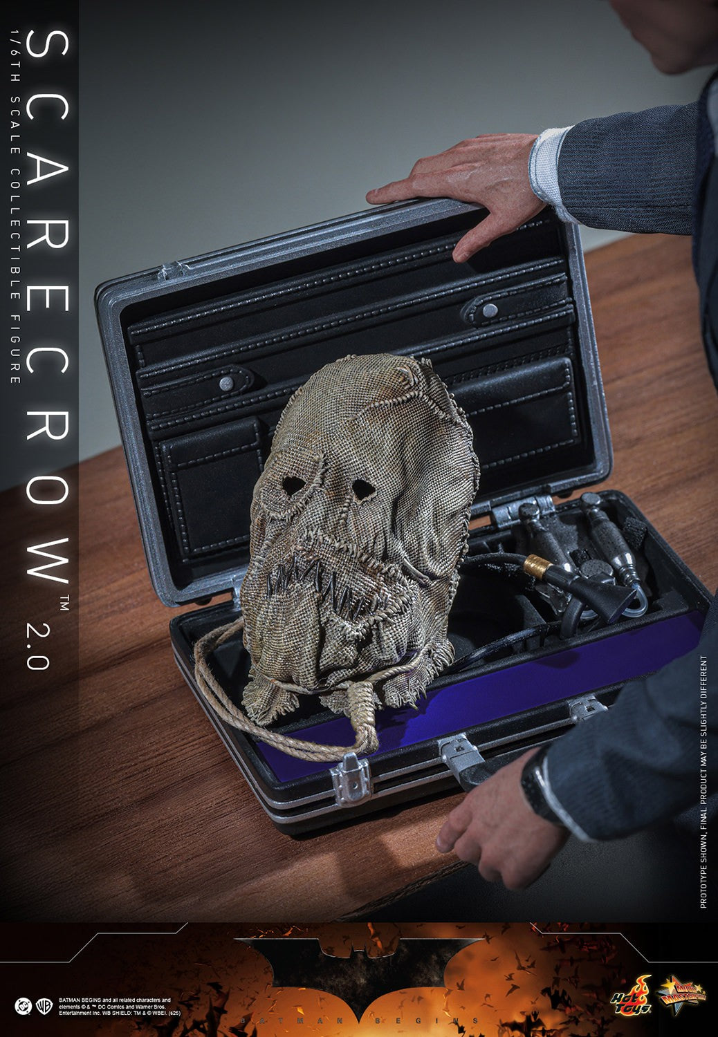 (Preorder) Hot Toys MMS801 Batman Begins [Scarecrow 2.0] 1/6 Scale Collectible Figure