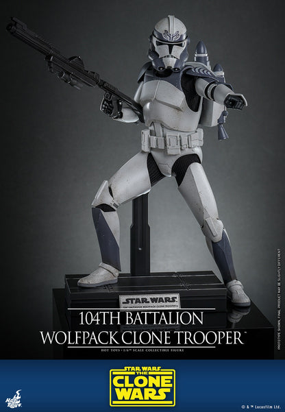 (Preorder) Hot Toys TMS142 Star Wars: The Clone Wars [104th Battalion Wolfpack Clone Trooper] 1/6th scale Collectible Figure