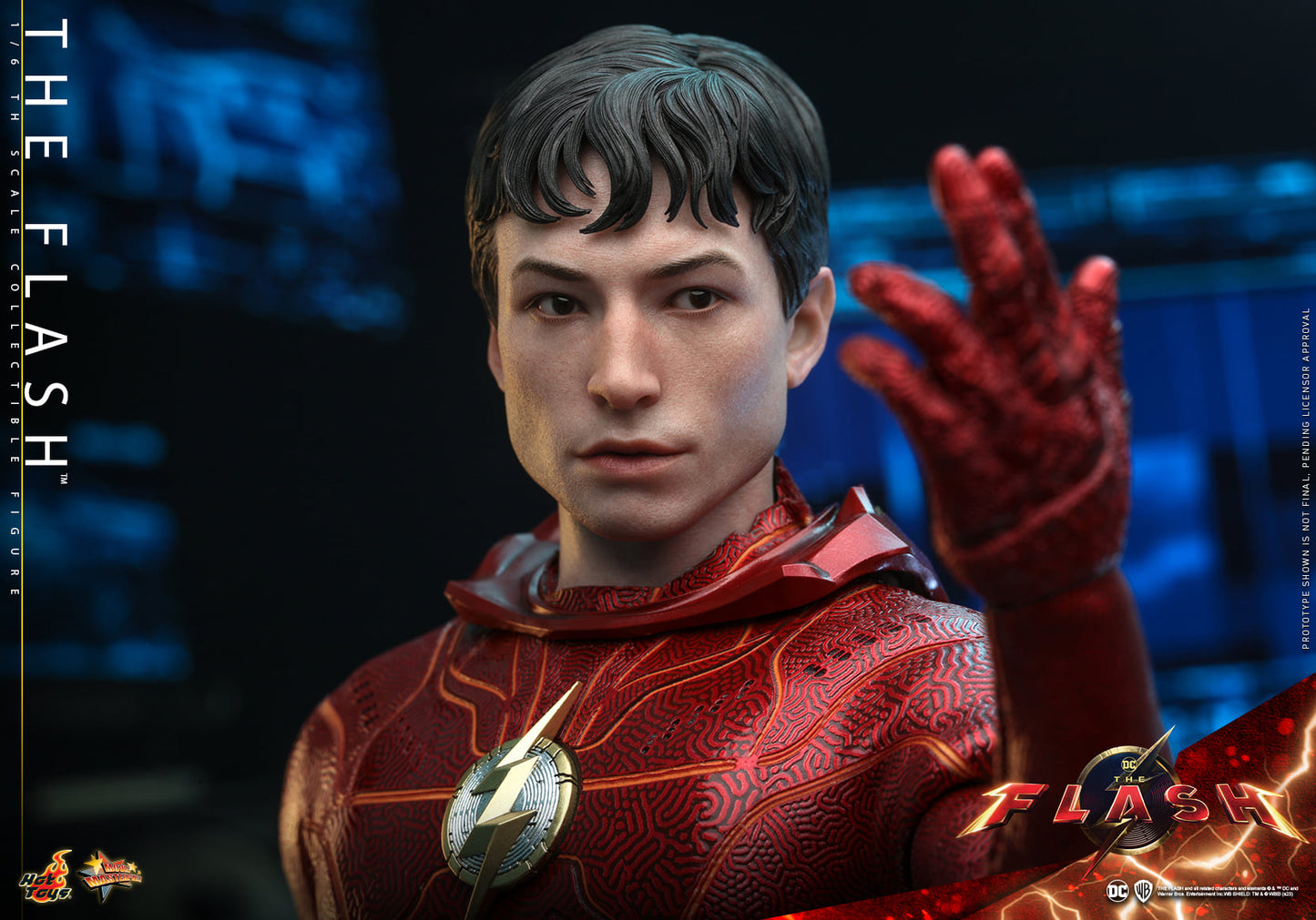 Hot Toys MMS713B The Flash [The Flash (Special Version) with The Life Size The Flash Signet Ring] 1/6 Scale Collectible Figure
