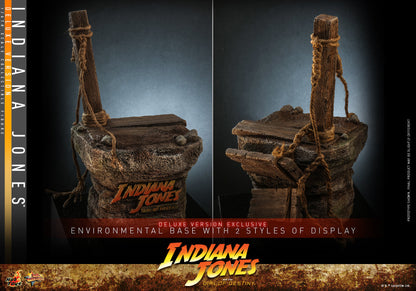 Hot Toys MMS717 Indiana Jones and the Dial of Destiny : Indiana Jones - 1/6 Scale Collectible Figure (Deluxe Version)