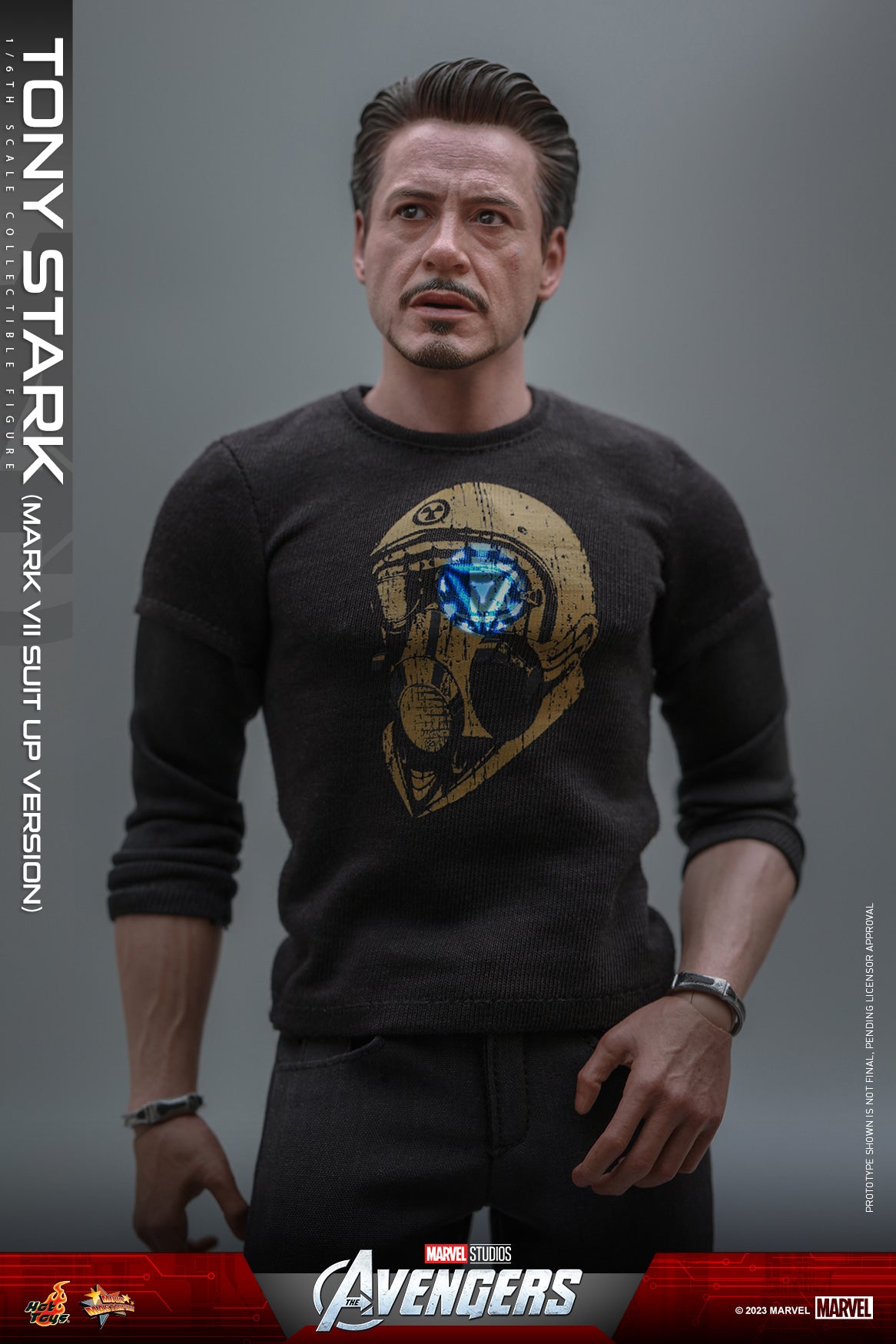 Hot Toys MMS718B The Avengers [Tony Stark] (Mark VII Suit up Version) 1/6th Scale Collectible Figure (Special Edition)