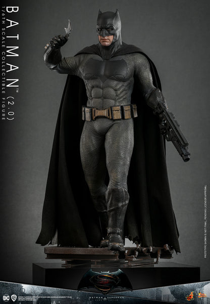 Hot Toys MMS732 Batman Vs Superman : DOJ [Batman 2.0] 1/6 Scale Collectible Figure