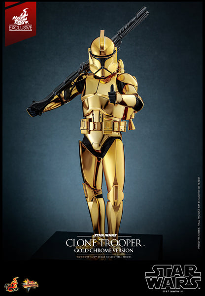 (Preorder) Hot Toys MMS735 Star Wars – Clone Trooper (Gold Chrome) 1/6 Scale Collectible Figure